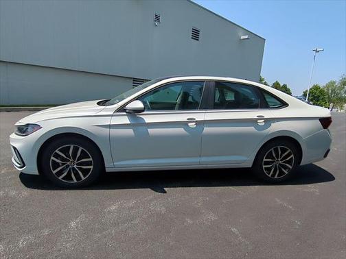 2025 Volkswagen Jetta 1.5T SE