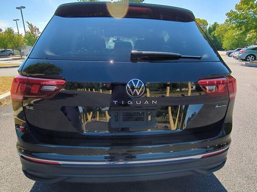 2024 Volkswagen Tiguan 2.0T SE 4MOTION