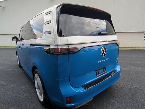 2025 Volkswagen ID. Buzz 1st Edition with 4MOTION
