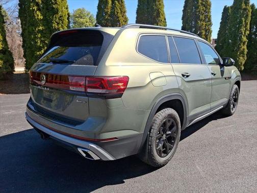 2025 Volkswagen Atlas 2.0T Peak Edition