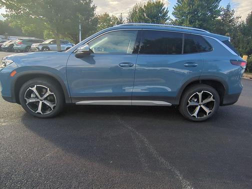 2025 Volkswagen Tiguan 2.0T SE 4MOTION