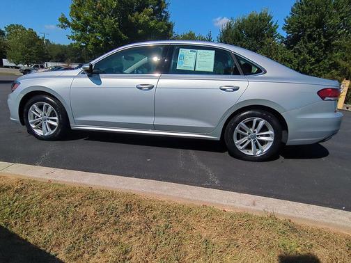 2020 Volkswagen Passat 2.0T SE
