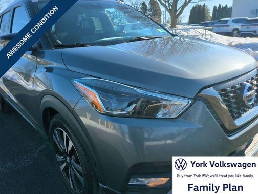 2020 Nissan Kicks SR