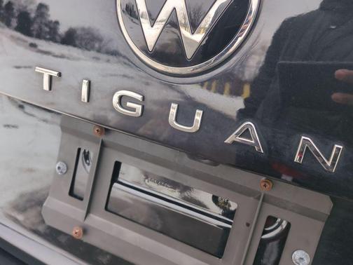 2024 Volkswagen Tiguan 2.0T SE 4MOTION