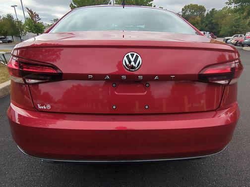 2020 Volkswagen Passat 2.0T SE