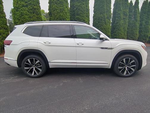 2025 Volkswagen Atlas 2.0T SEL Premium R-Line 4MOTION