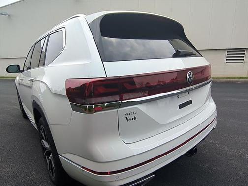 2025 Volkswagen Atlas 2.0T SEL Premium R-Line 4MOTION