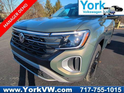 2025 Volkswagen Atlas 2.0T Peak Edition