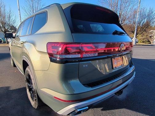 2025 Volkswagen Atlas 2.0T Peak Edition