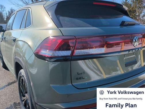 2026 Volkswagen Atlas Cross Sport 2.0T SEL