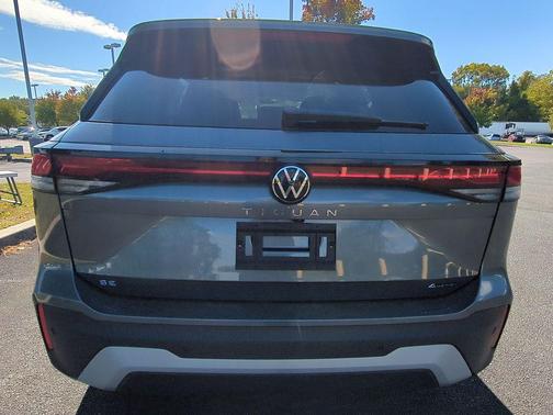 2025 Volkswagen Tiguan 2.0T SE 4MOTION