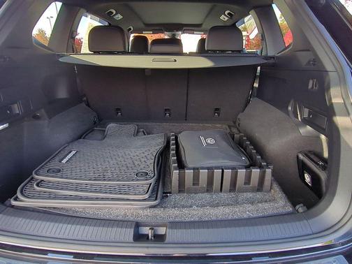 2022 Volkswagen Tiguan 2.0T SEL R-Line 4MOTION