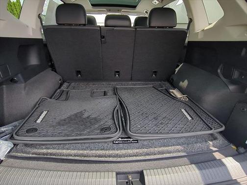 2024 Volkswagen Tiguan 2.0T Wolfsburg Edition