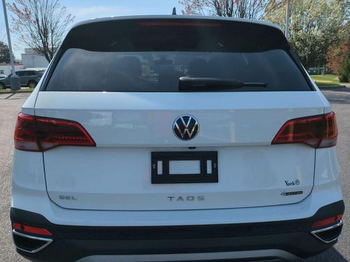 2022 Volkswagen Taos 1.5T SEL