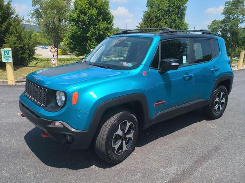 Bikini Metallic Clearcoat 2022 Jeep Renegade Trailhawk