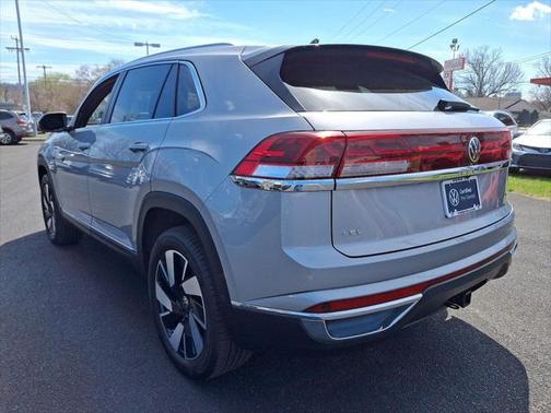 2024 Volkswagen Atlas Cross Sport 2.0T SEL