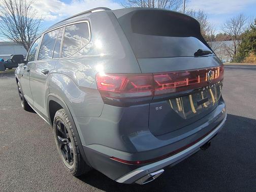 2026 Volkswagen Atlas 2.0T Peak Edition