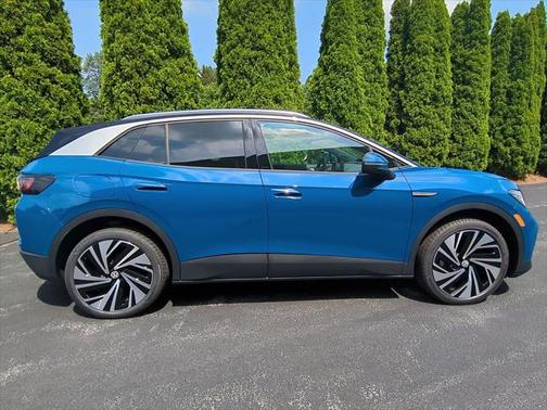 2025 Volkswagen ID.4 Pro S Plus
