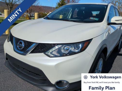 2017 Nissan Rogue Sport SV