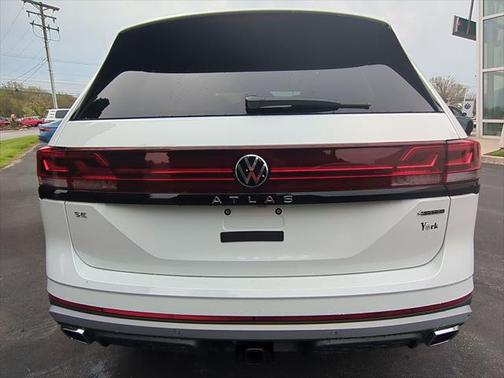 2025 Volkswagen Atlas 2.0T Peak Edition