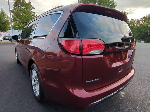 2018 Chrysler Pacifica Touring Plus