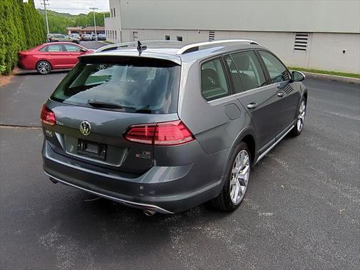 2018 Volkswagen Golf Alltrack TSI SEL