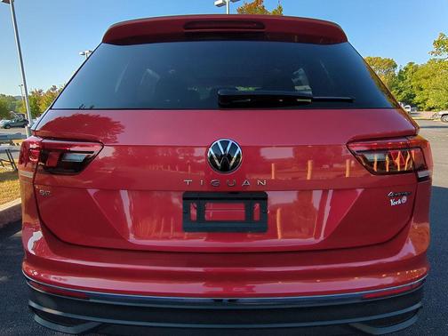 2023 Volkswagen Tiguan 2.0T SE 4MOTION