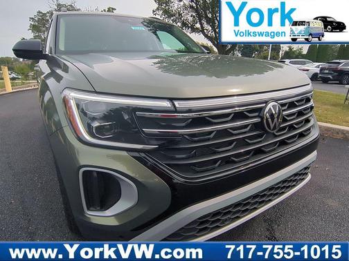 2025 Volkswagen Atlas 2.0T Peak Edition