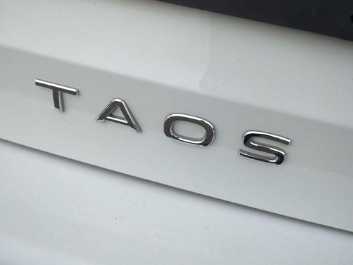 2023 Volkswagen Taos 1.5T SEL