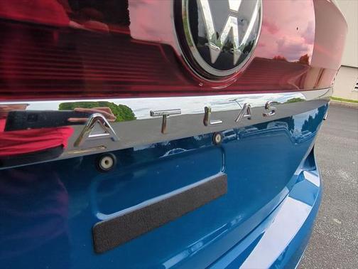 2025 Volkswagen Atlas 2.0T SEL Premium R-Line 4MOTION