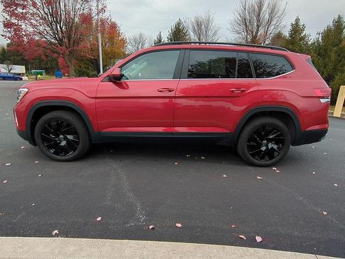 2025 Volkswagen Atlas 2.0T SE w/Technology 4MOTION