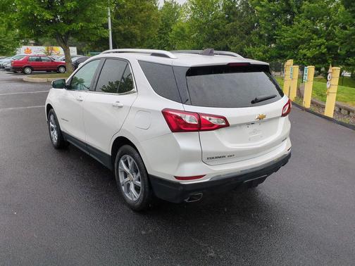 Iridescent Pearl Tricoat 2019 Chevrolet Equinox 1LT