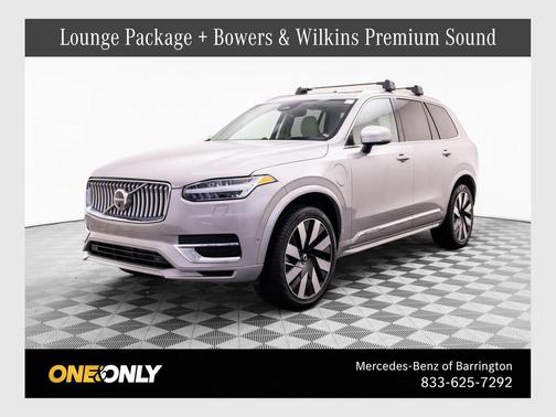 Silver Dawn Metallic 2024 Volvo XC90 Recharge Plug-In Hybrid T8 Ultimate 6-Seater