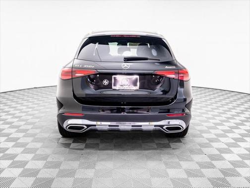 2025 Mercedes-Benz GLC 350e Base