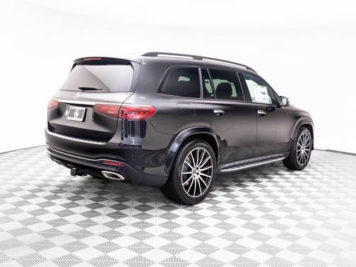 2026 Mercedes-Benz GLS 580 4MATIC