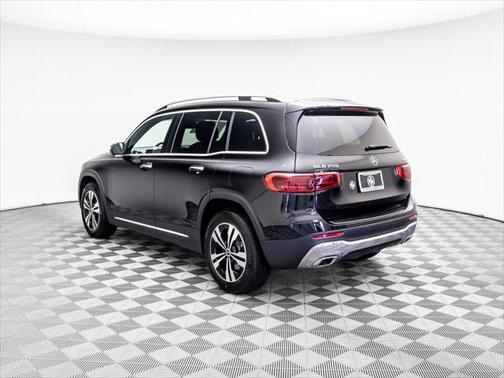 2025 Mercedes-Benz GLB 250 4MATIC