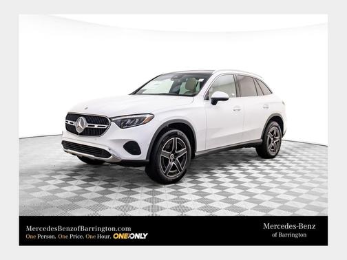 MANUFAKTUR Moonlight White Metallic 2026 Mercedes-Benz GLC 300 4MATIC
