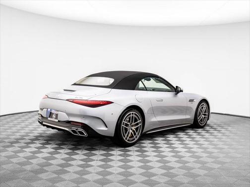 2025 Mercedes-Benz AMG SL 63 Base