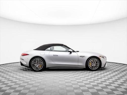 2025 Mercedes-Benz AMG SL 63 Base