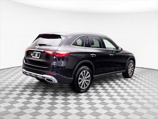 2025 Mercedes-Benz GLC 300 4MATIC