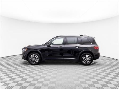 2025 Mercedes-Benz GLB 250 4MATIC