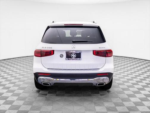 2025 Mercedes-Benz GLB 250 4MATIC