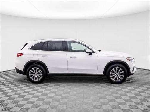 2025 Mercedes-Benz GLC 300 4MATIC