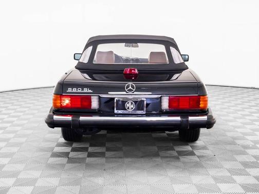 1987 Mercedes-Benz S-Class 560 SL