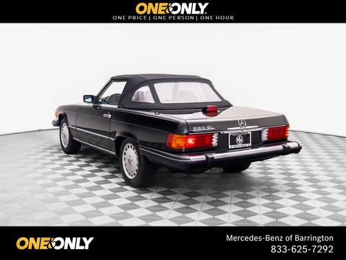 Black 1987 Mercedes-Benz S-Class 560 SL