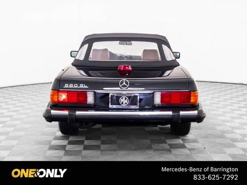 Black 1987 Mercedes-Benz S-Class 560 SL