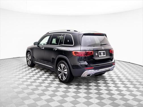 2025 Mercedes-Benz GLB 250 4MATIC