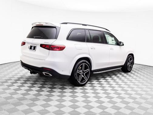 2026 Mercedes-Benz GLS 450 4MATIC
