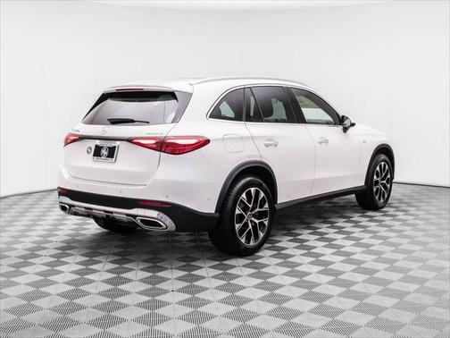 2025 Mercedes-Benz GLC 350e Base