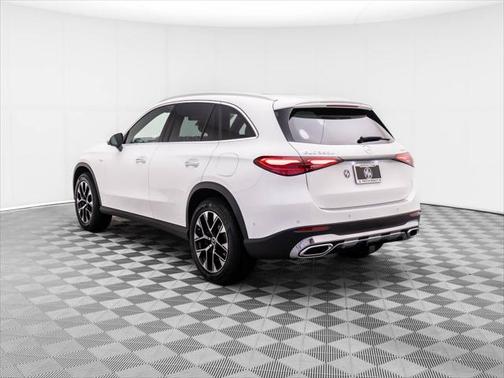 2025 Mercedes-Benz GLC 350e Base